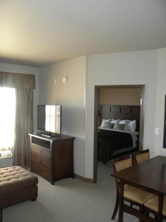 Teddy'S Residential Suites Watford City Εξωτερικό φωτογραφία
