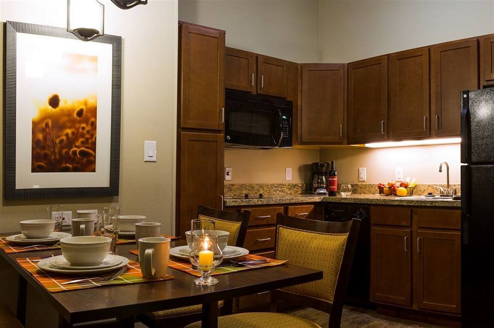 Teddy'S Residential Suites Watford City Εξωτερικό φωτογραφία