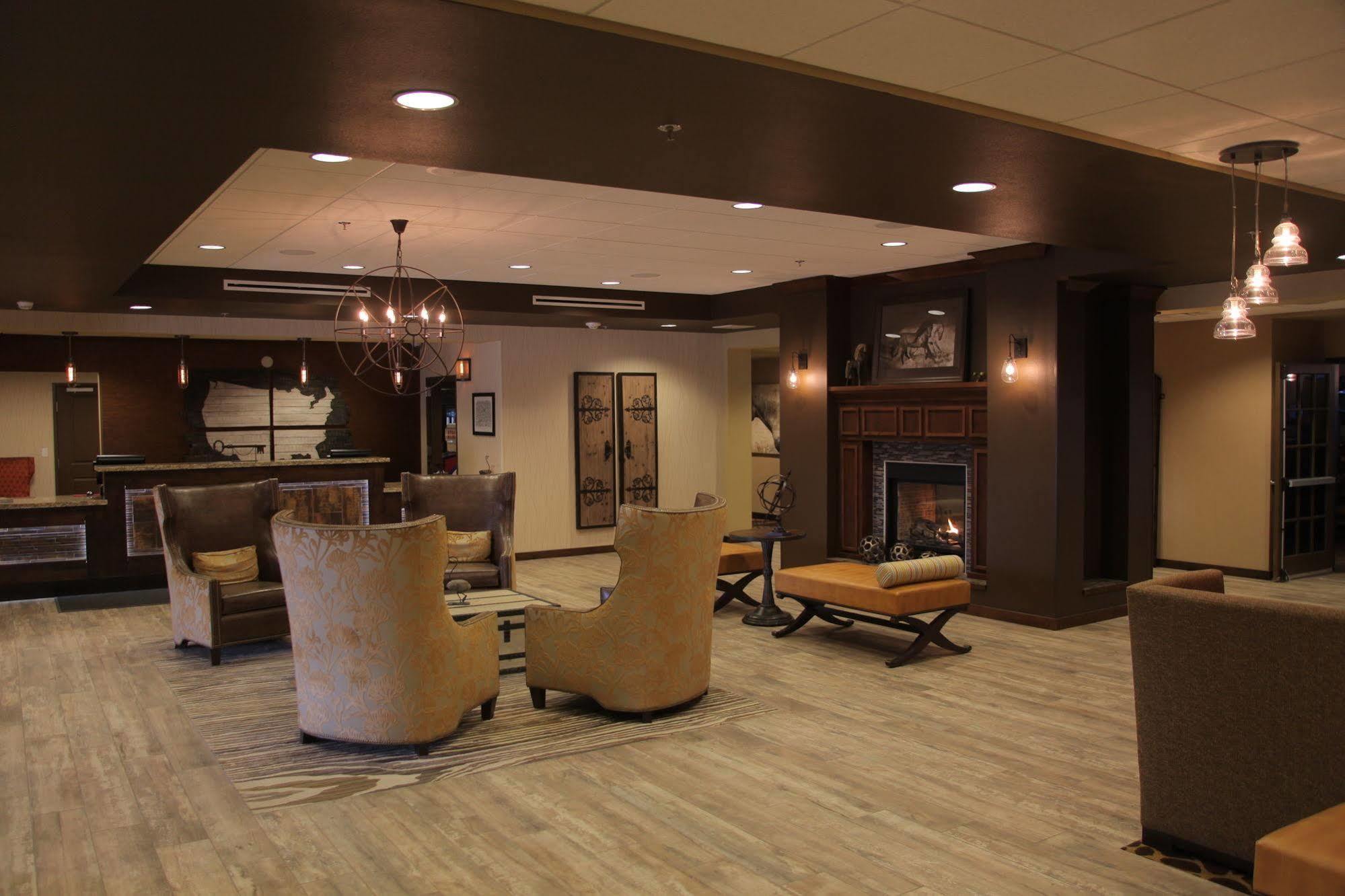 Teddy'S Residential Suites Watford City Εξωτερικό φωτογραφία