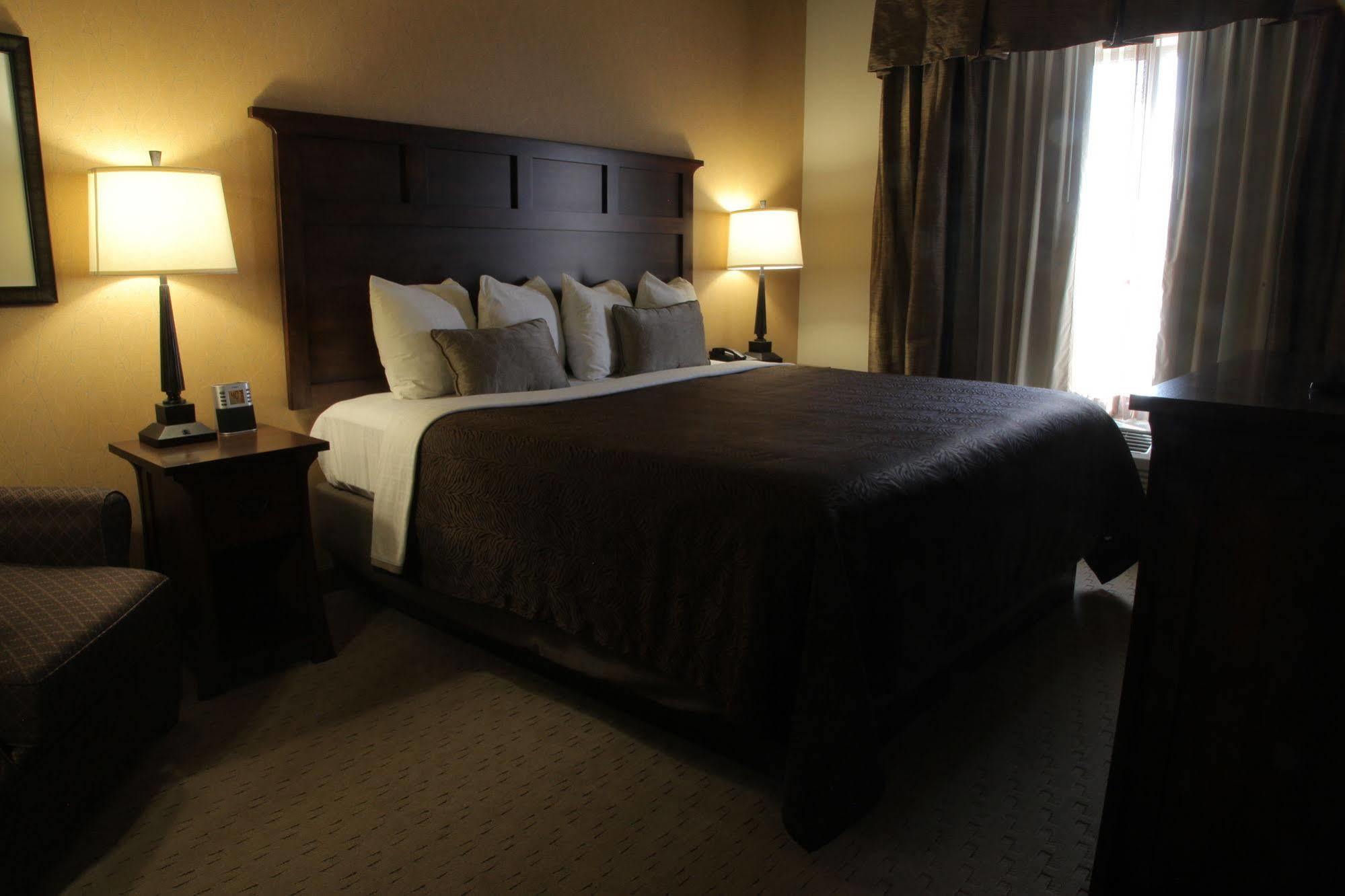 Teddy'S Residential Suites Watford City Εξωτερικό φωτογραφία